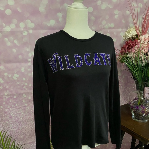 WILDCATS fan!!!  A perfect top for all you UK fans out there! - Picture 2 of 10